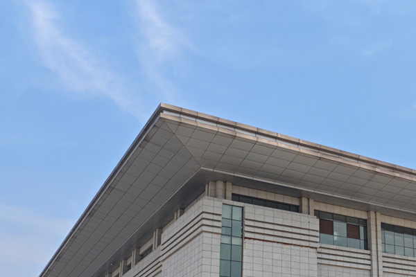 外貿(mào)網(wǎng)站建設(shè)需要考慮哪些因素？需要準(zhǔn)備什么？